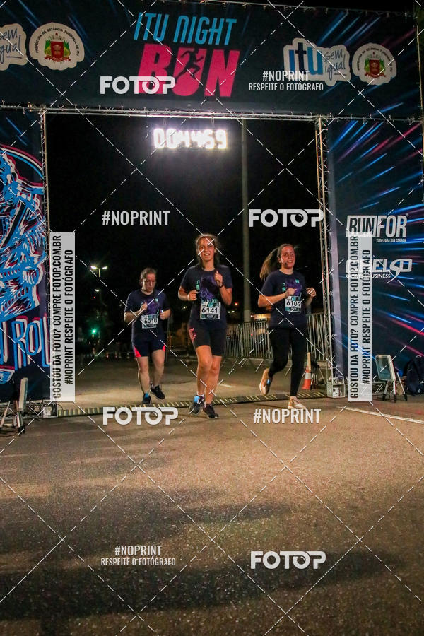 Buy your photos of the eventItu Night Run on Fotop