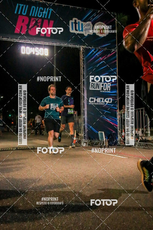 Buy your photos of the eventItu Night Run on Fotop