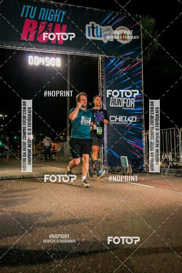 Buy your photos of the eventItu Night Run on Fotop