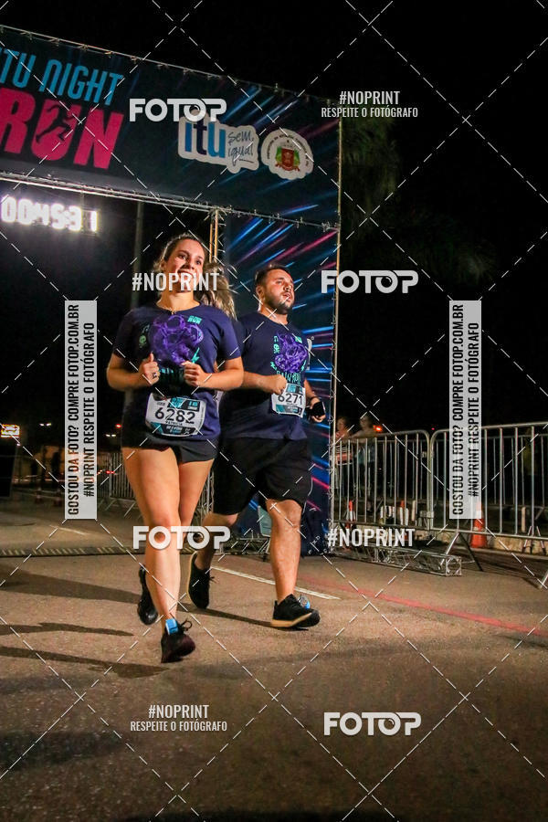 Buy your photos of the eventItu Night Run on Fotop