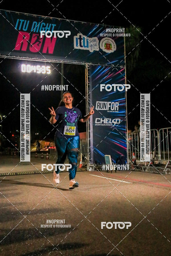 Buy your photos of the eventItu Night Run on Fotop