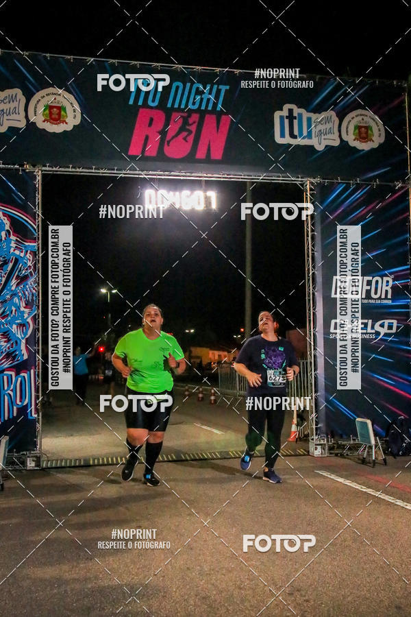 Buy your photos of the eventItu Night Run on Fotop