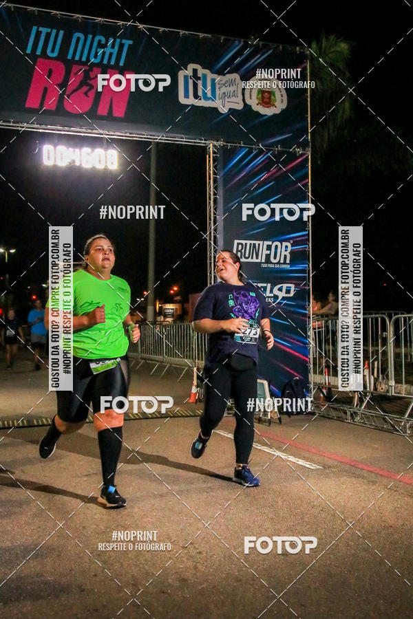 Buy your photos of the eventItu Night Run on Fotop