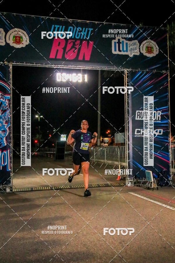 Buy your photos of the eventItu Night Run on Fotop