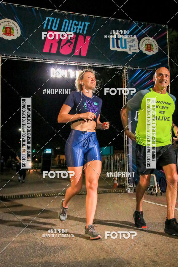 Buy your photos of the eventItu Night Run on Fotop