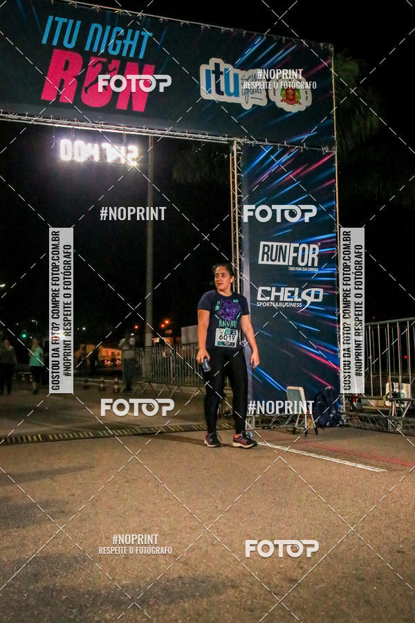 Buy your photos of the eventItu Night Run on Fotop