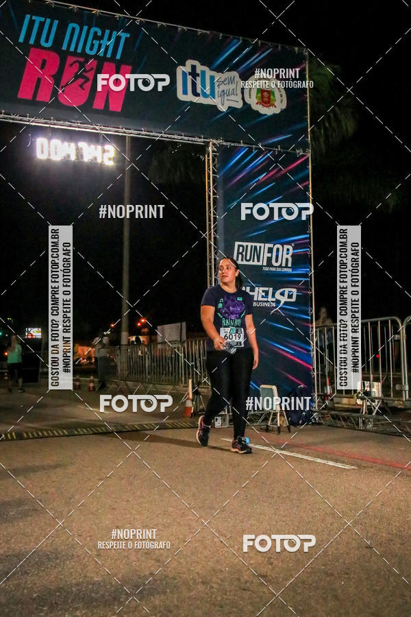 Buy your photos of the eventItu Night Run on Fotop