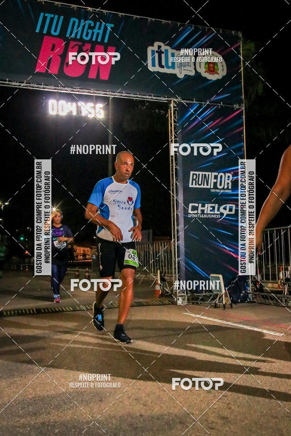 Buy your photos of the eventItu Night Run on Fotop