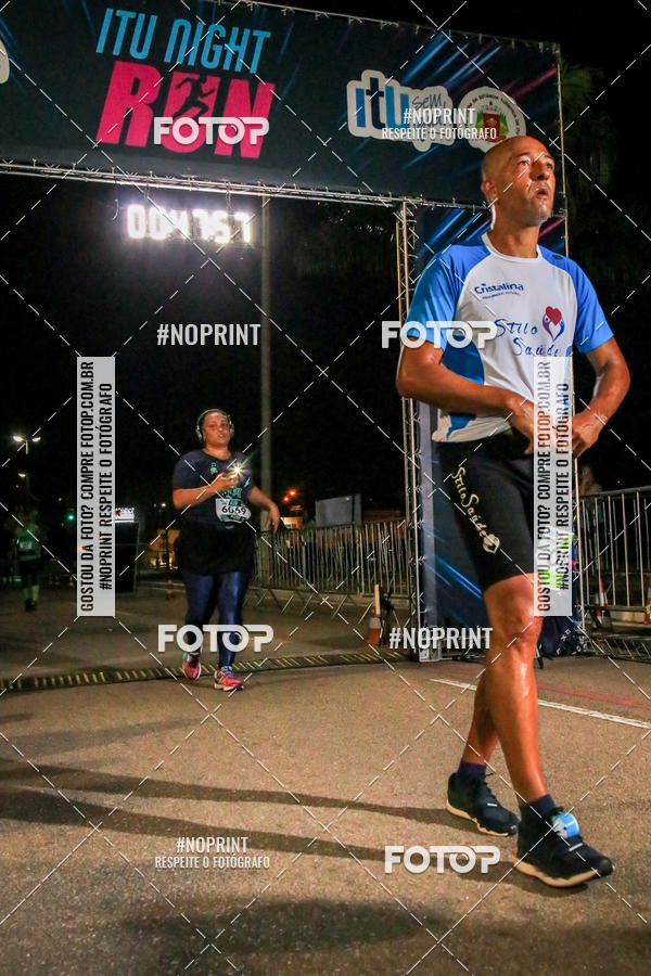 Buy your photos of the eventItu Night Run on Fotop
