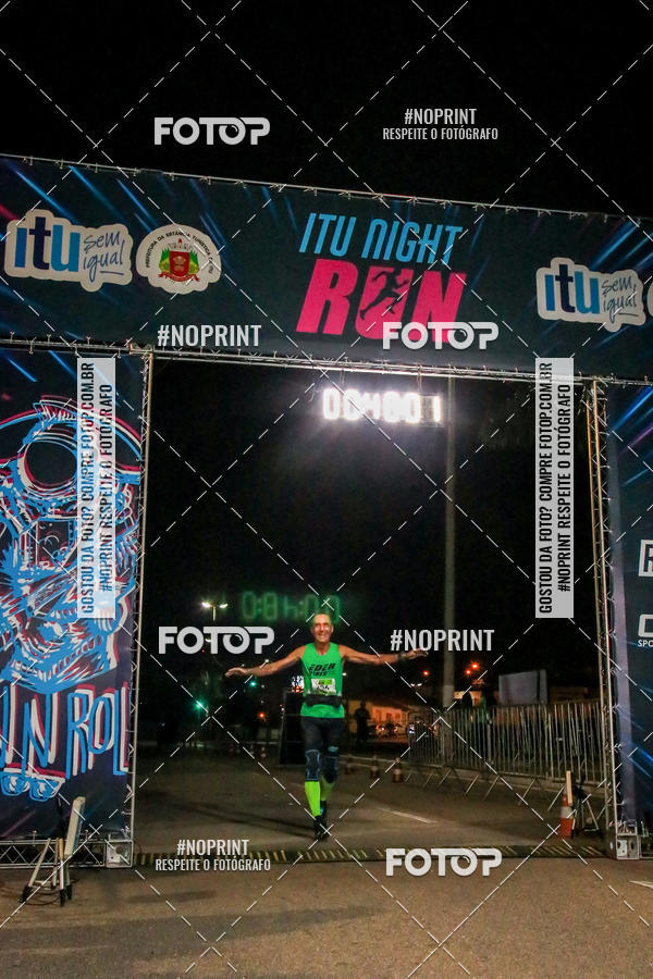 Buy your photos of the eventItu Night Run on Fotop