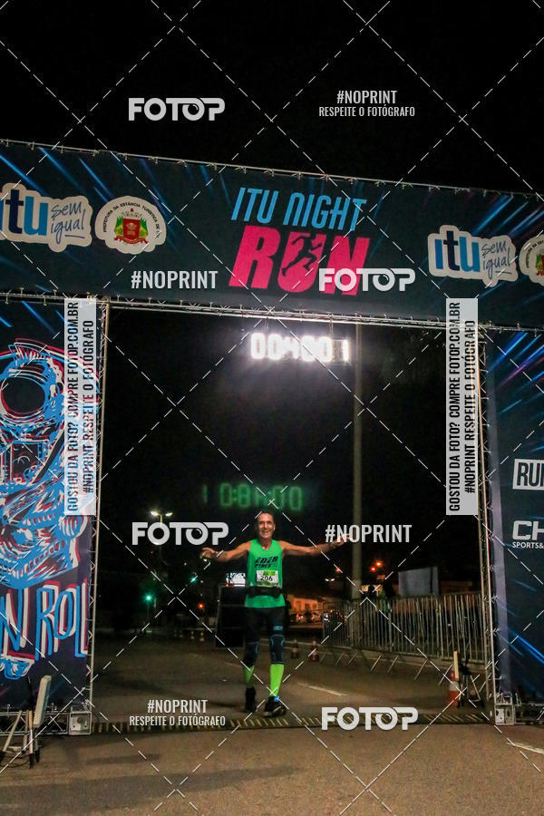 Buy your photos of the eventItu Night Run on Fotop