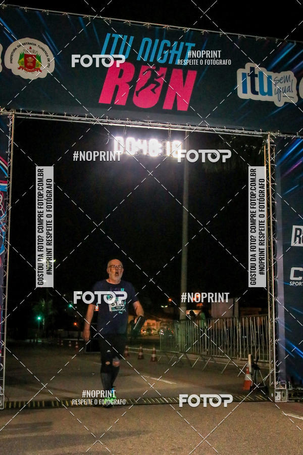 Buy your photos of the eventItu Night Run on Fotop