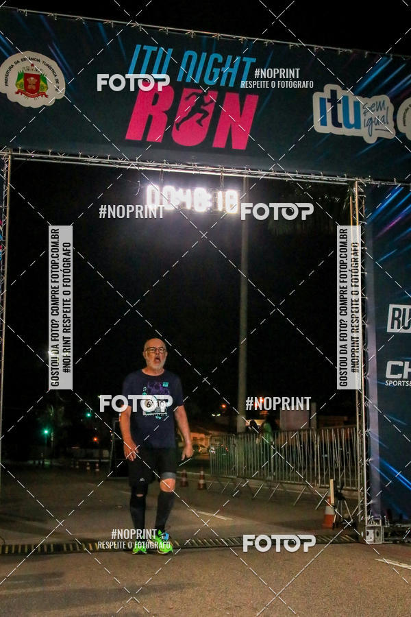 Buy your photos of the eventItu Night Run on Fotop