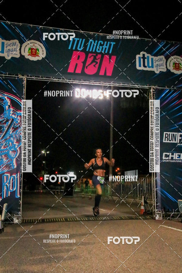 Buy your photos of the eventItu Night Run on Fotop