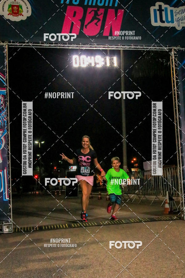 Buy your photos of the eventItu Night Run on Fotop