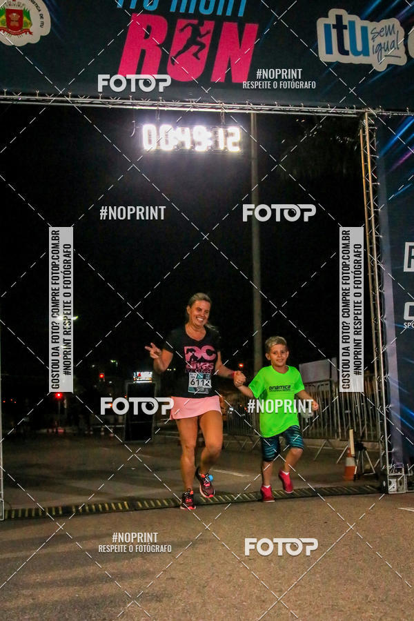 Buy your photos of the eventItu Night Run on Fotop