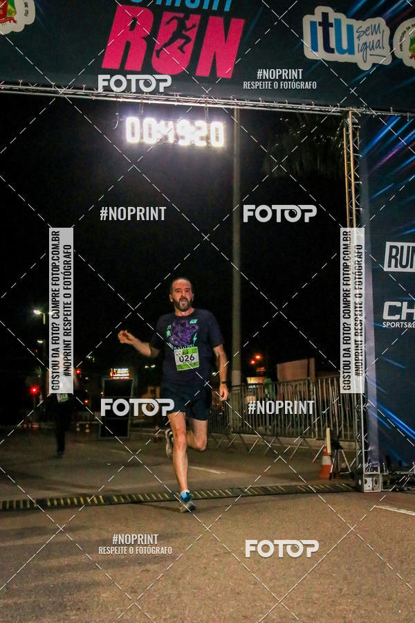 Buy your photos of the eventItu Night Run on Fotop