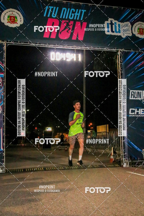Buy your photos of the eventItu Night Run on Fotop