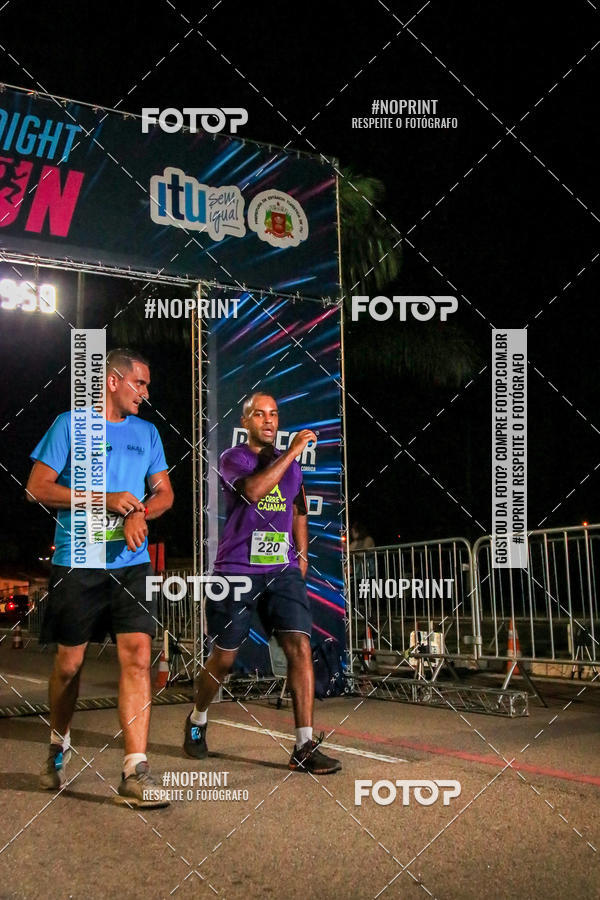 Buy your photos of the eventItu Night Run on Fotop