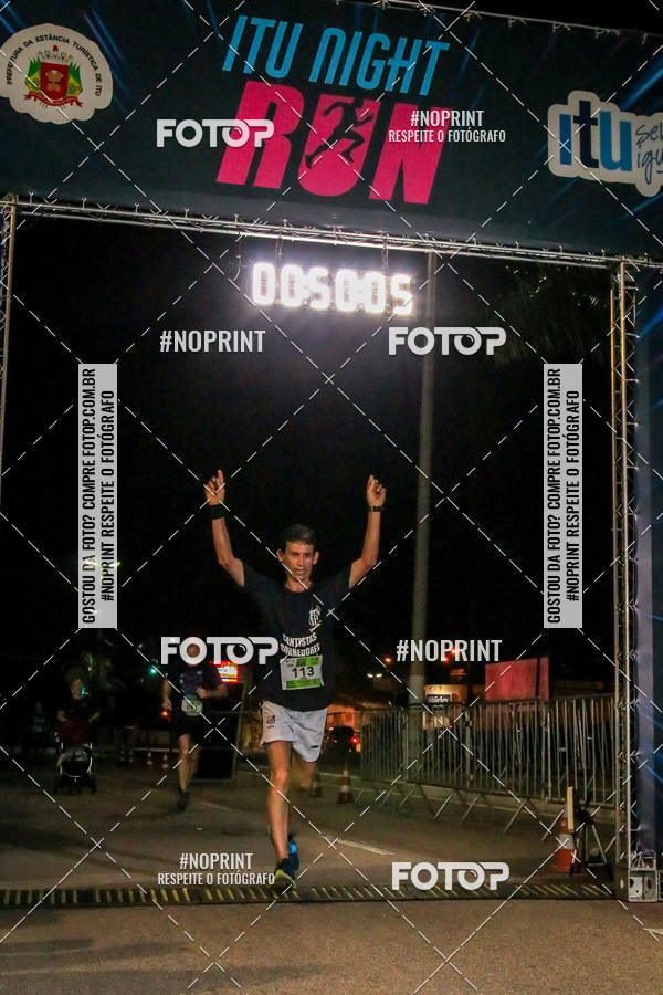 Buy your photos of the eventItu Night Run on Fotop