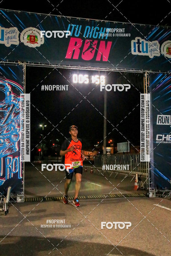 Buy your photos of the eventItu Night Run on Fotop
