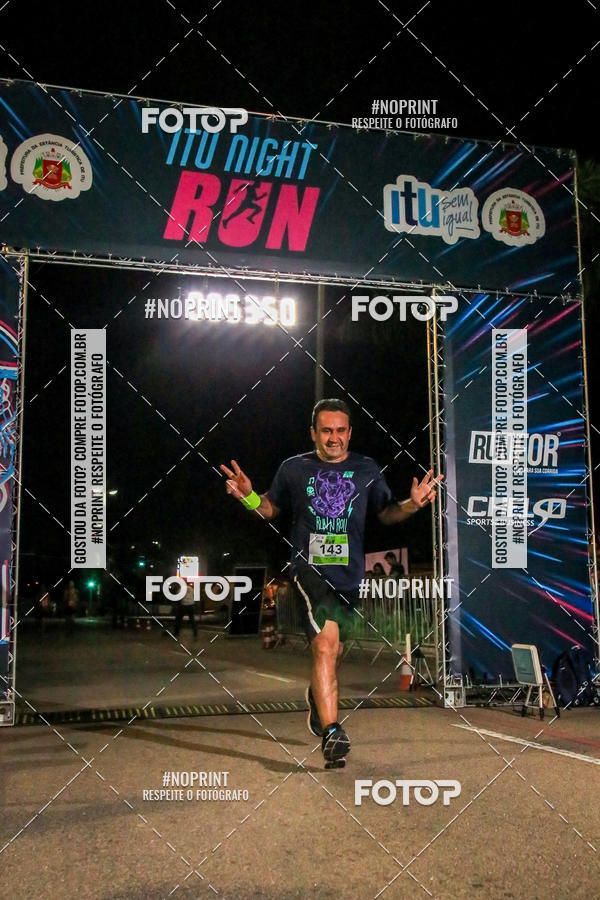Buy your photos of the eventItu Night Run on Fotop
