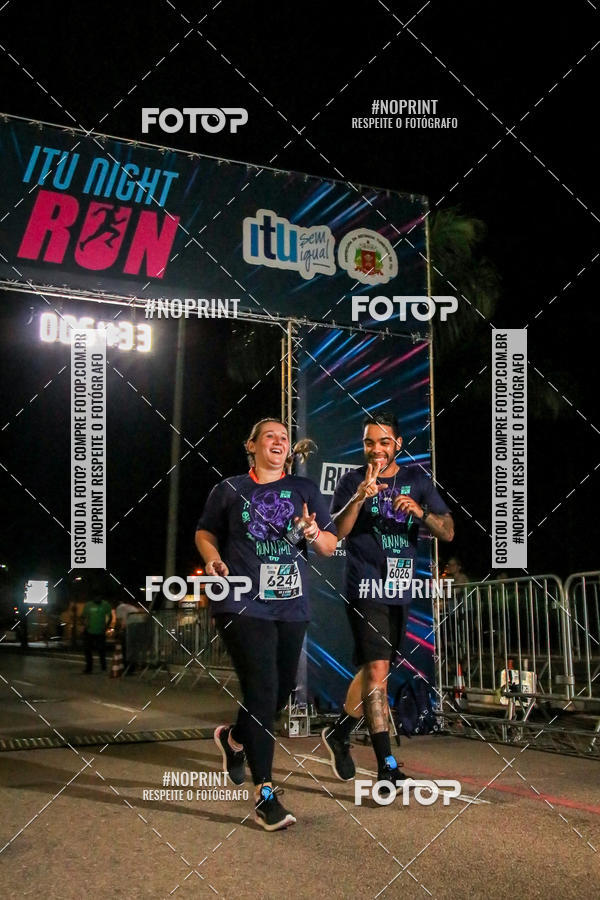 Buy your photos of the eventItu Night Run on Fotop