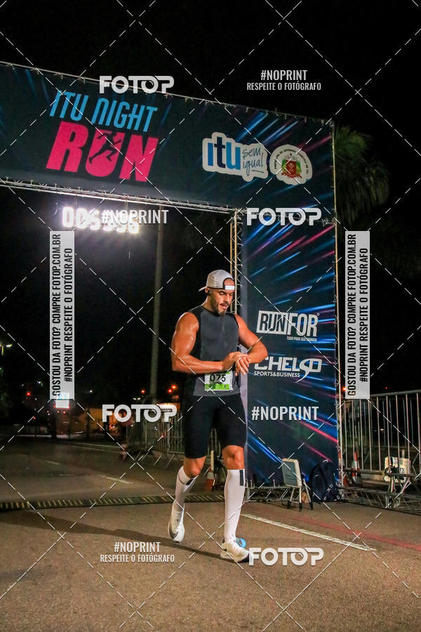 Buy your photos of the eventItu Night Run on Fotop