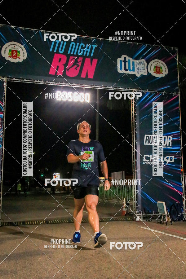 Buy your photos of the eventItu Night Run on Fotop