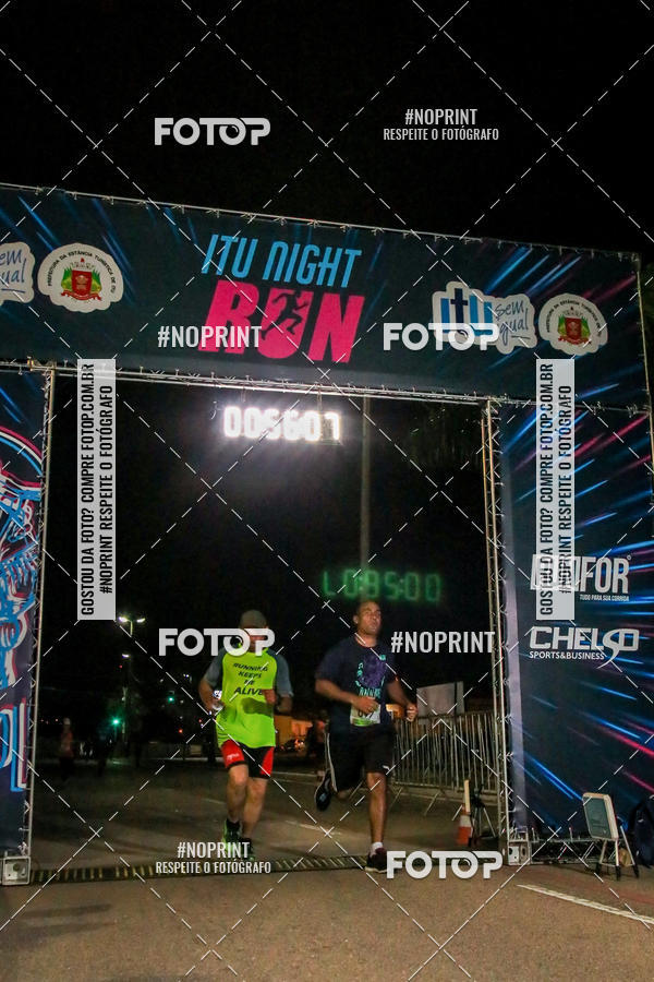 Buy your photos of the eventItu Night Run on Fotop