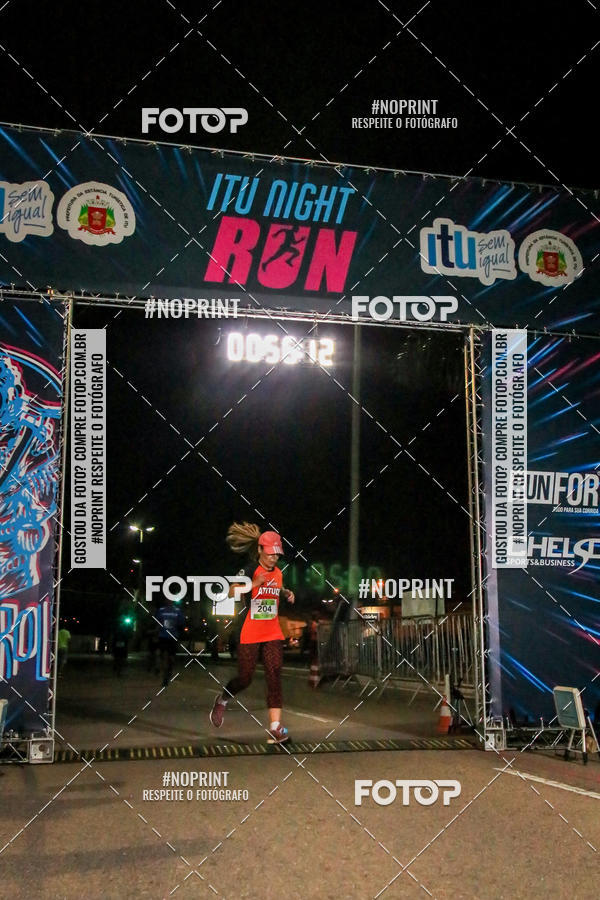 Buy your photos of the eventItu Night Run on Fotop