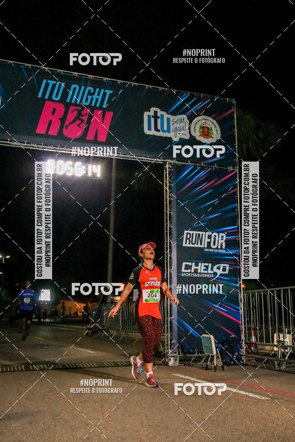 Buy your photos of the eventItu Night Run on Fotop