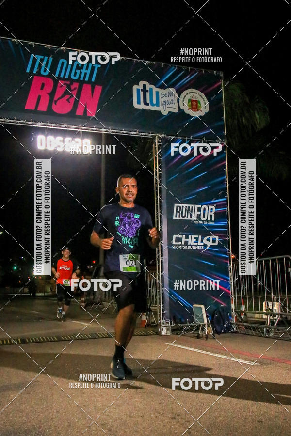 Buy your photos of the eventItu Night Run on Fotop