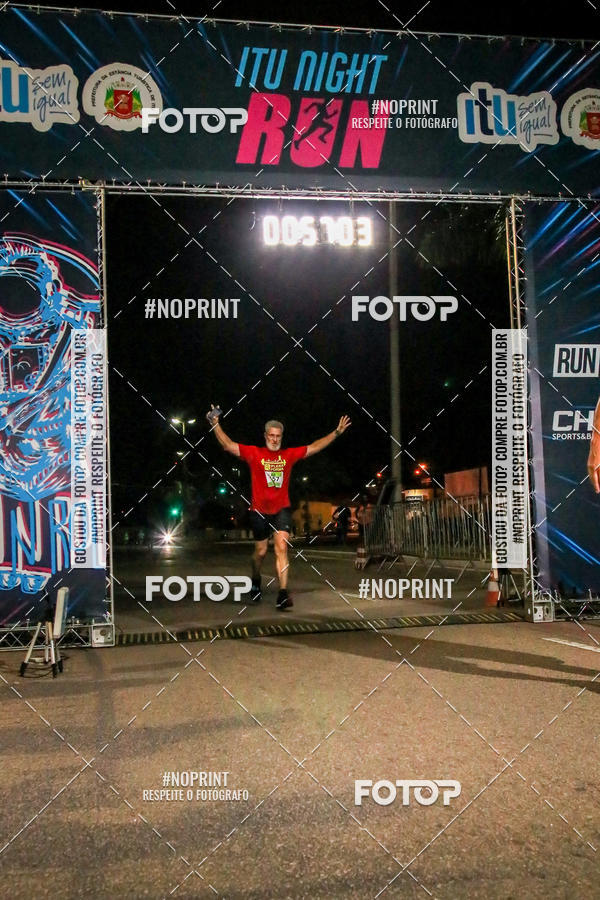 Buy your photos of the eventItu Night Run on Fotop