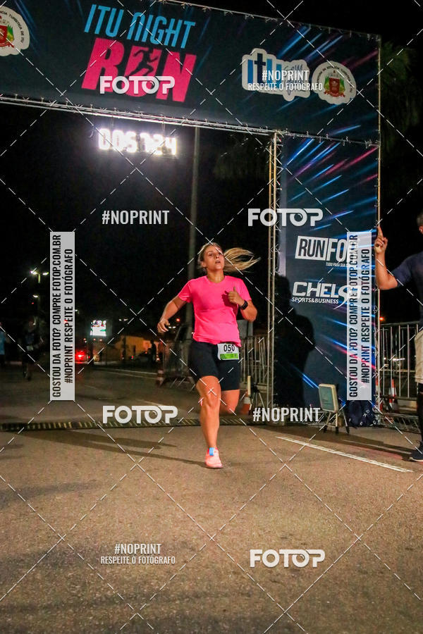 Buy your photos of the eventItu Night Run on Fotop
