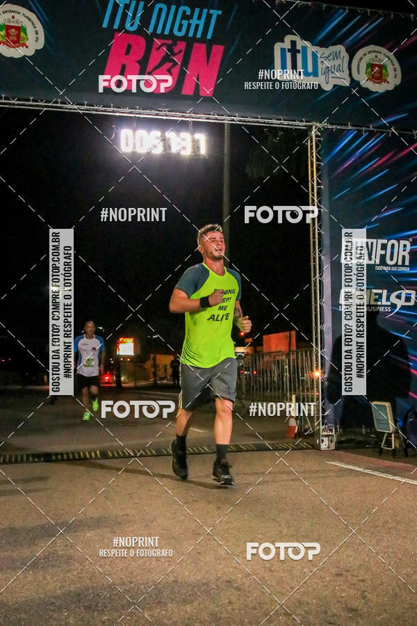 Buy your photos of the eventItu Night Run on Fotop