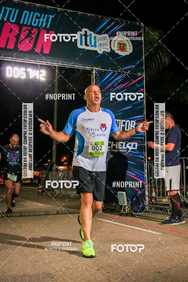 Buy your photos of the eventItu Night Run on Fotop