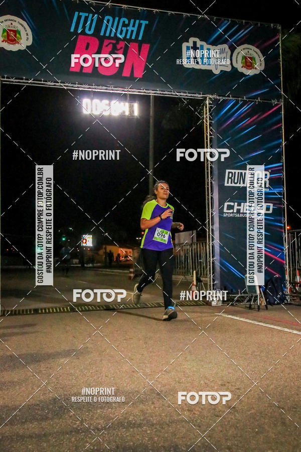 Buy your photos of the eventItu Night Run on Fotop