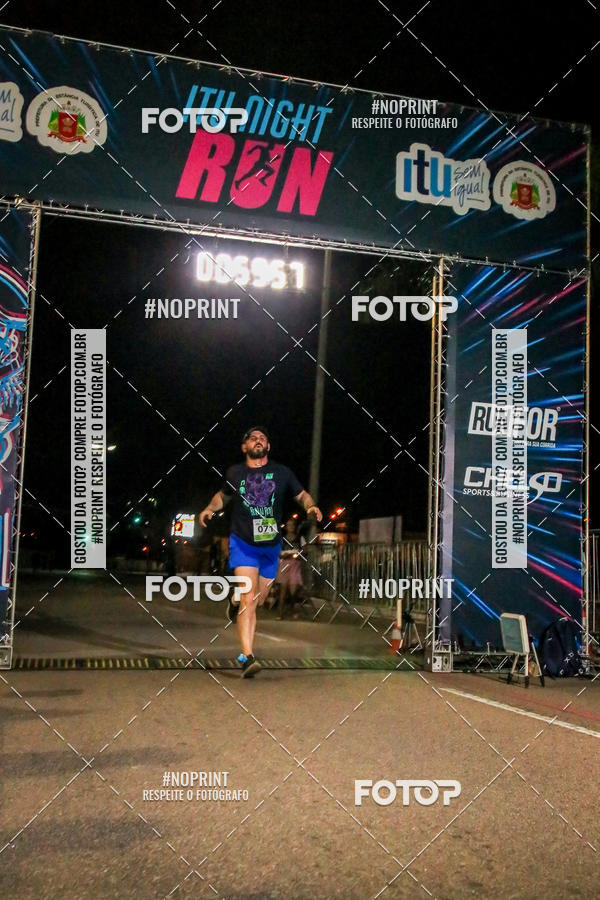Buy your photos of the eventItu Night Run on Fotop