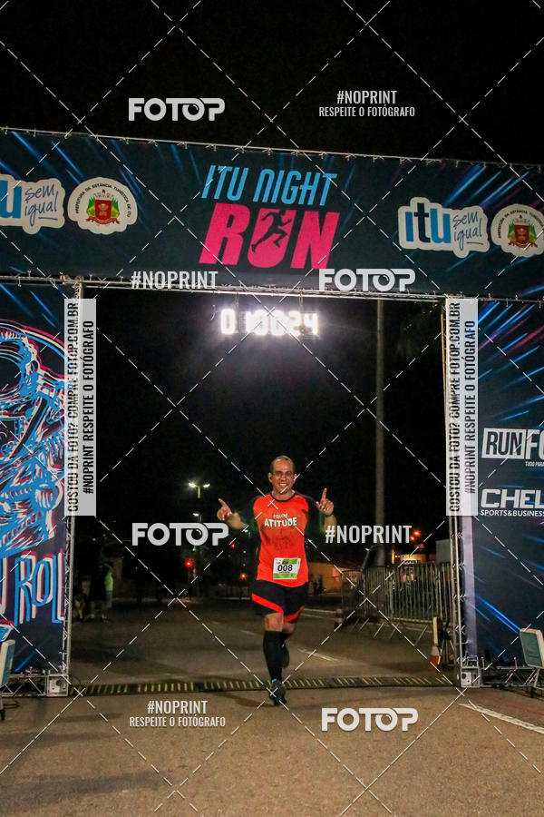 Buy your photos of the eventItu Night Run on Fotop