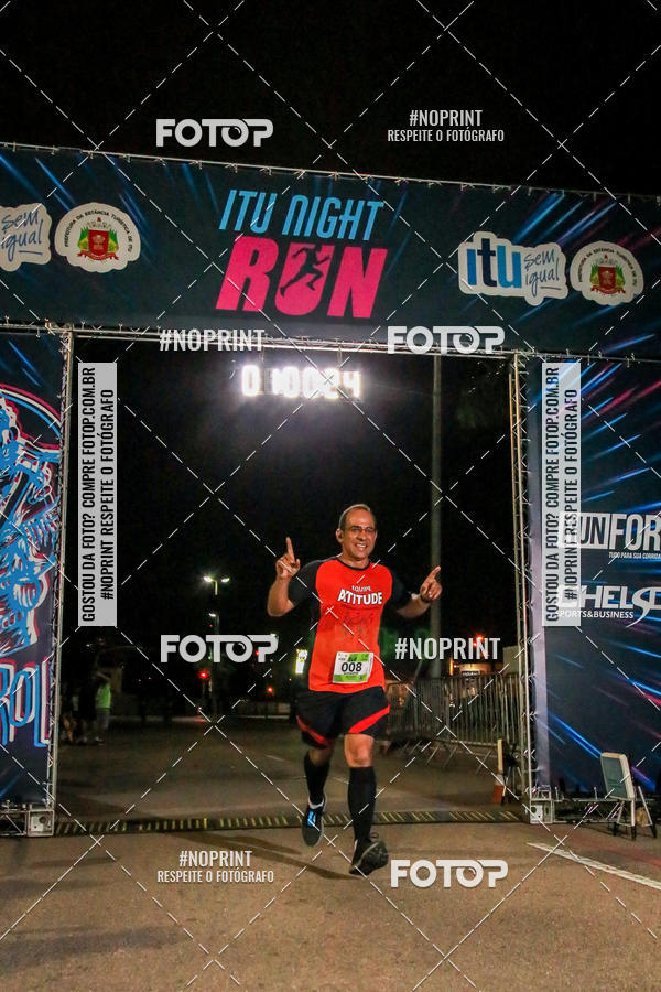 Buy your photos of the eventItu Night Run on Fotop