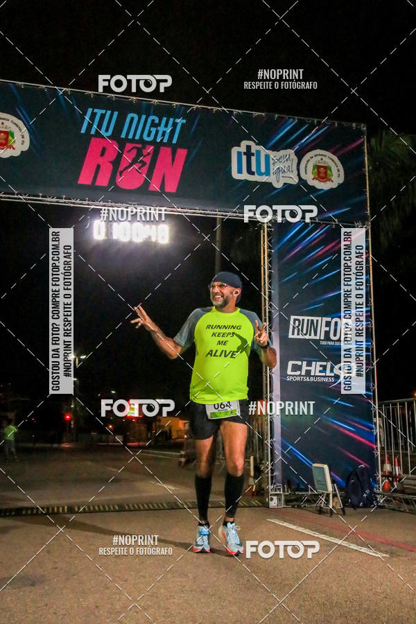 Buy your photos of the eventItu Night Run on Fotop