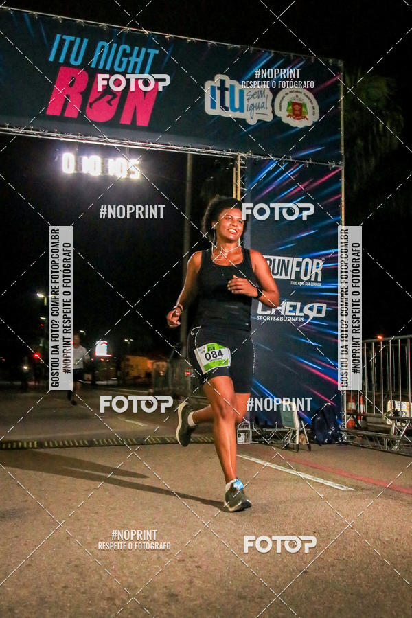 Buy your photos of the eventItu Night Run on Fotop