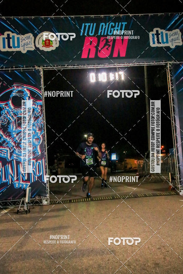 Buy your photos of the eventItu Night Run on Fotop