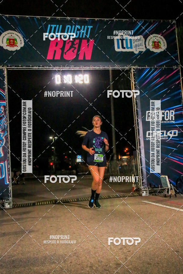 Buy your photos of the eventItu Night Run on Fotop