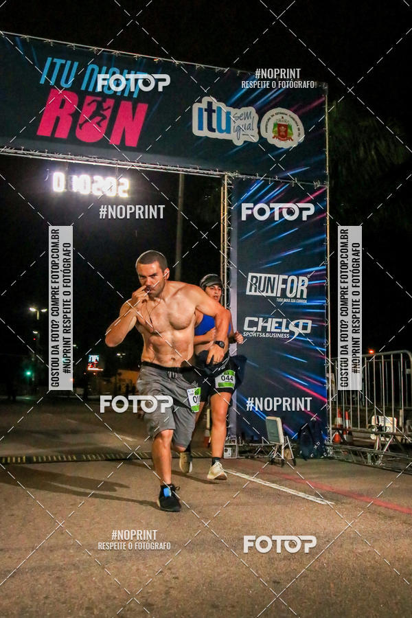 Buy your photos of the eventItu Night Run on Fotop