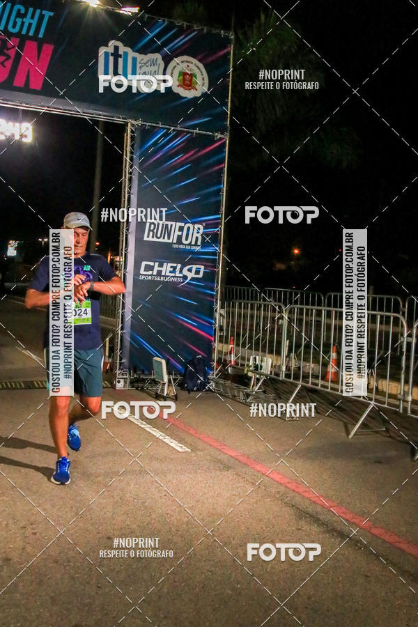 Buy your photos of the eventItu Night Run on Fotop