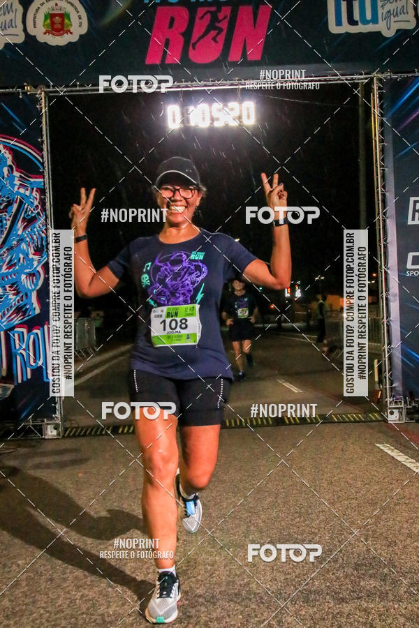 Buy your photos of the eventItu Night Run on Fotop