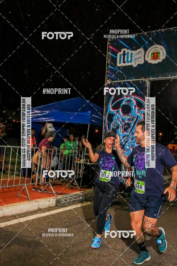 Buy your photos of the eventItu Night Run on Fotop