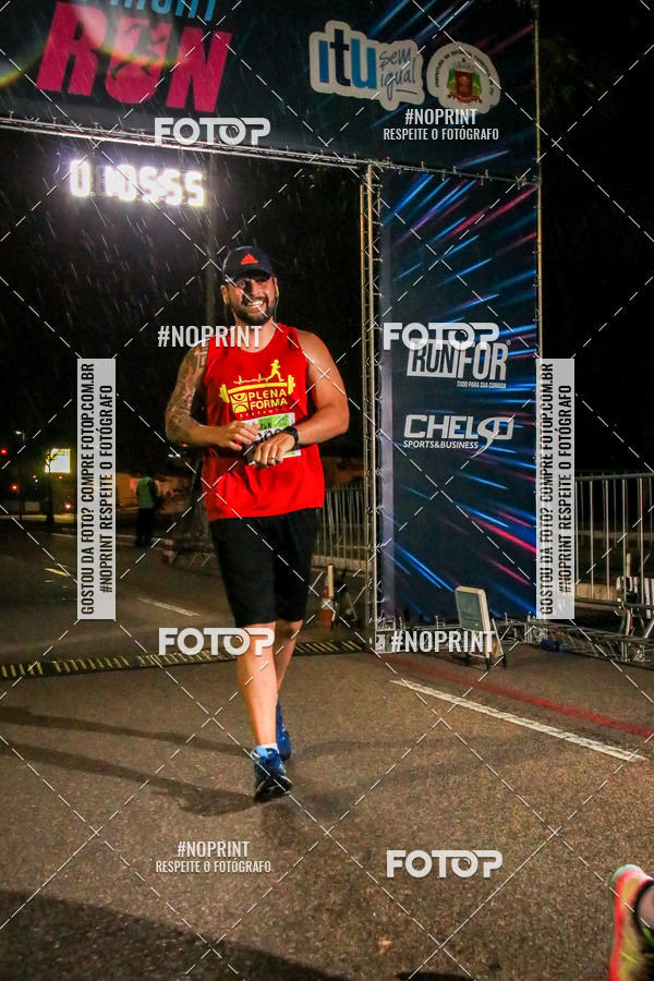 Buy your photos of the eventItu Night Run on Fotop